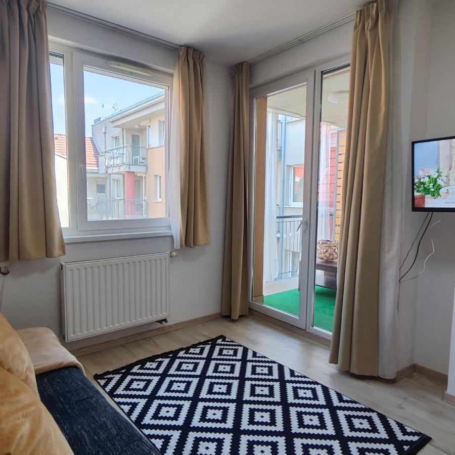 Dolce Vita Zafir Apartman Budapest Exterior foto