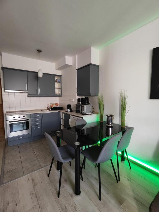 Dolce Vita Zafir Apartman Budapest Exterior foto
